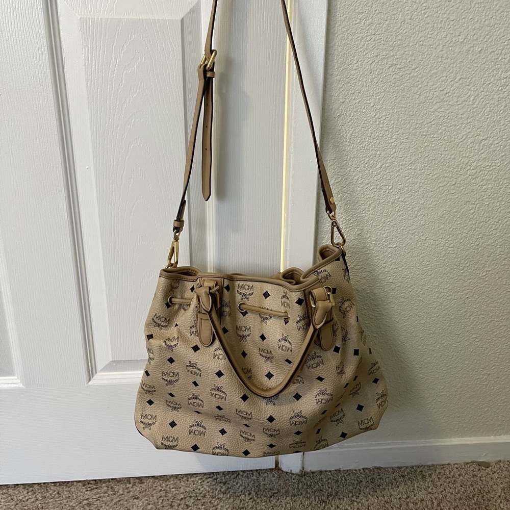 ‼️SOLD‼️Authentic MCM Vicetos drawstrings - Picture 2 of 10